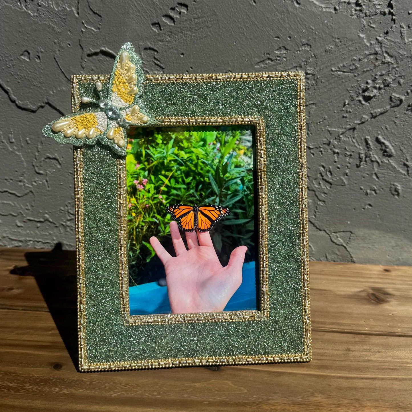 Monarch Butterfly Fine Art Print in Beaded Butterfly Frame, Monarch Butterfly Photo, Butterfly Print, Butterfly Photography, Nature Photo
